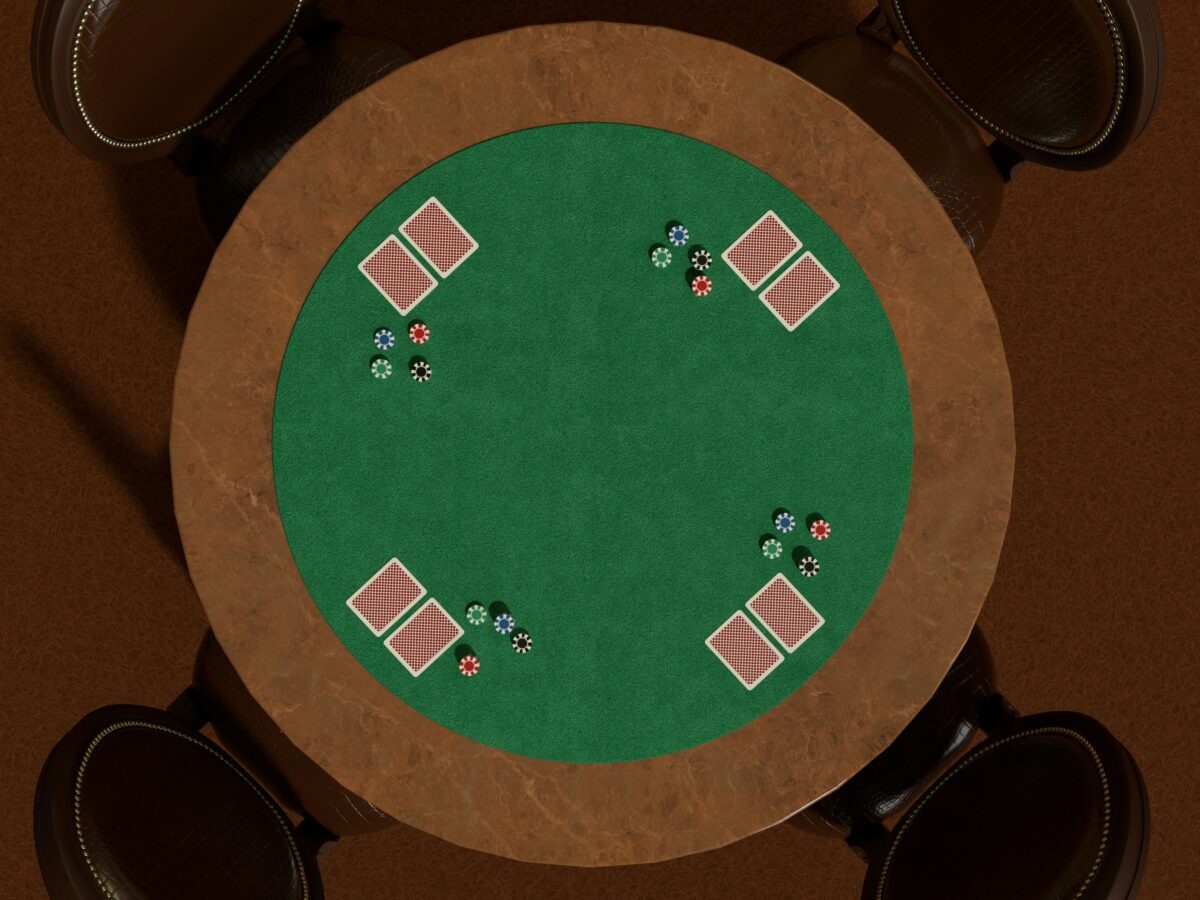 인디고게임-텍사스홀덤게임 챔피언, WSOP 메인 이벤트 칩 리드 위해 에이스 획득 및 최고 세트 달성